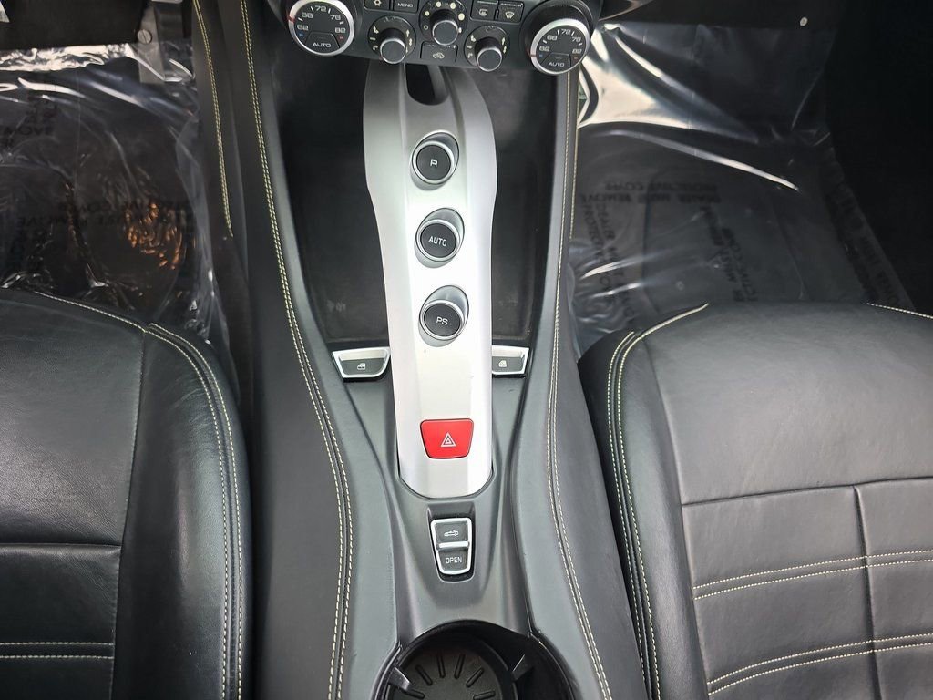 Used 2016 Ferrari California T image 22