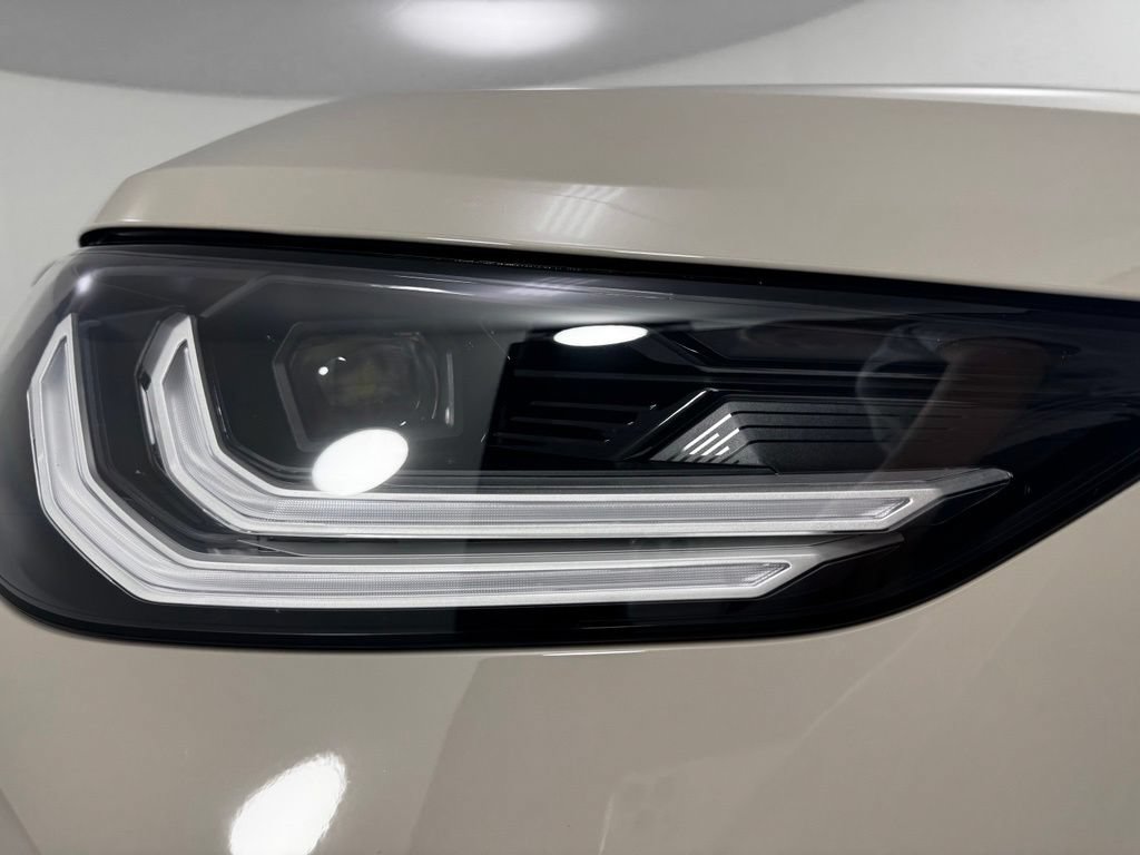 New 2026 BMW X3 xDrive30i w/ Premium Package AWD/4WD image 8