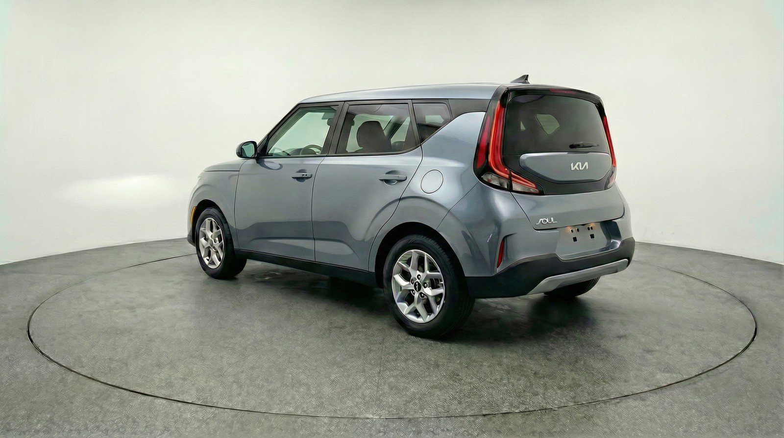 Used 2025 Kia Soul LX w/ LX Technology Package image 6