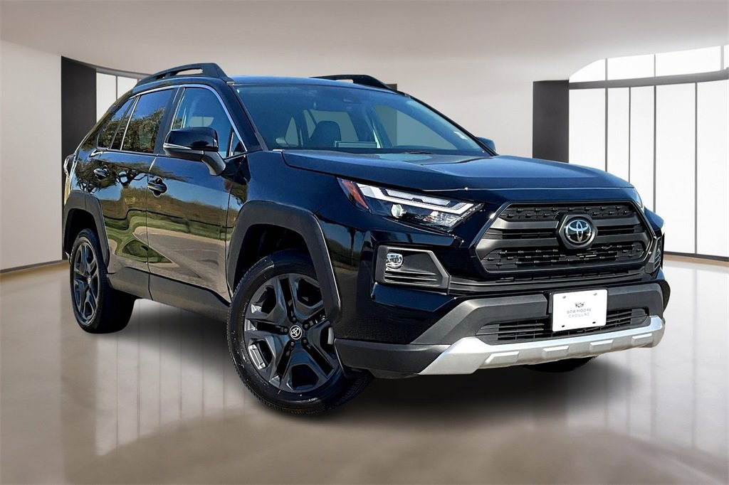 Used 2024 Toyota RAV4 Adventure image 11