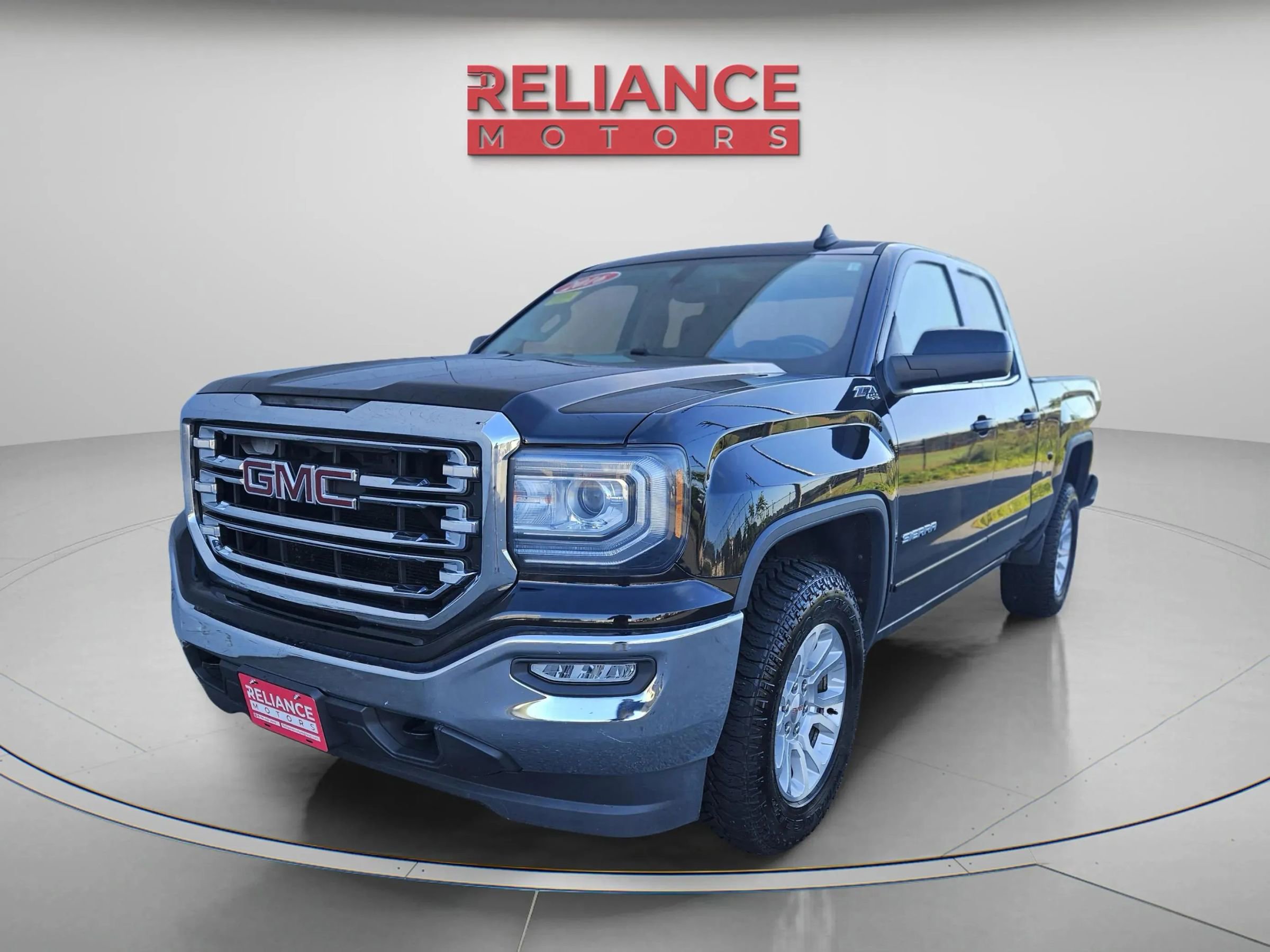 Used 2016 GMC Sierra 1500 SLE w/ SLE Value Package