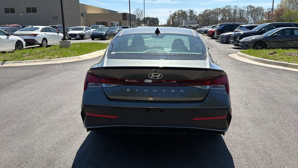 New 2026 Hyundai Elantra Sport image 6