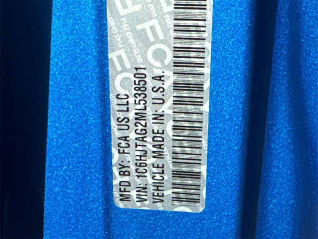 Used 2021 Jeep Gladiator Willys image 16