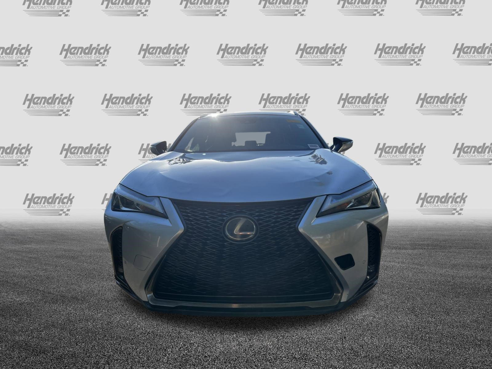 Used 2019 Lexus UX 200 F Sport w/ F Sport Premium Package FWD image 3