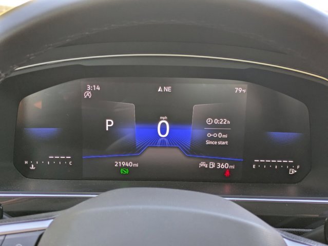 Used 2024 Volkswagen Tiguan SE image 7