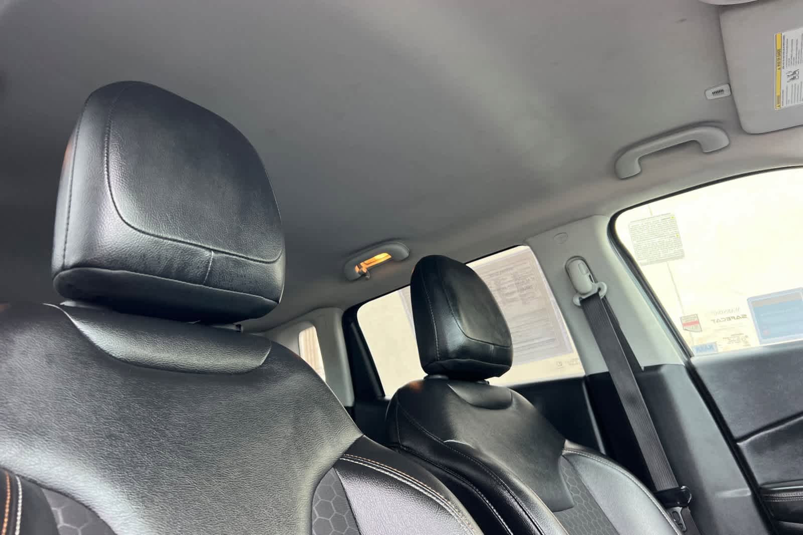 Used 2018 Jeep Compass Latitude w/ Popular Equipment Group image 18