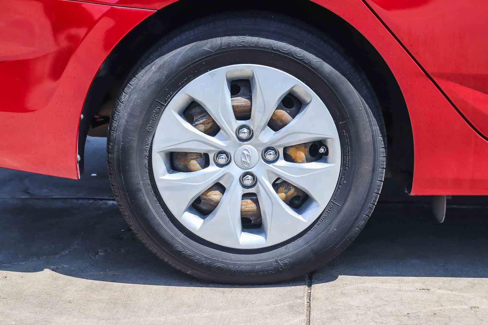Used 2017 Hyundai Accent SE FWD image 8