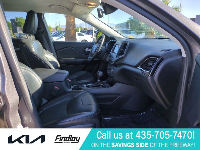 Used 2021 Jeep Cherokee Latitude Plus AWD/4WD image 31