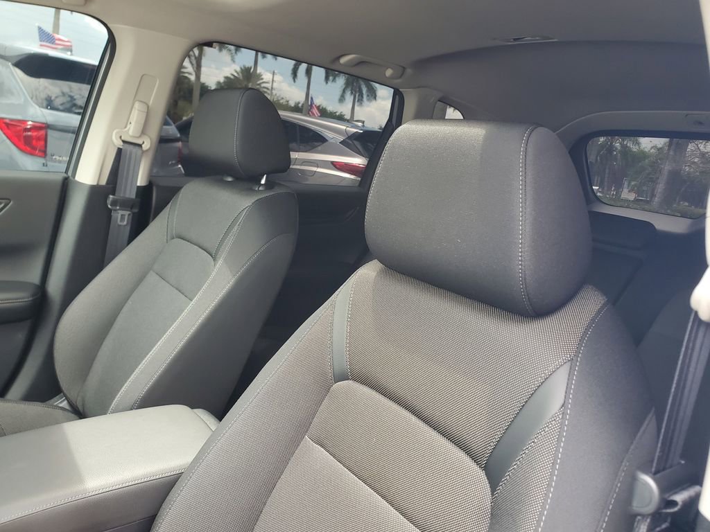 Used 2025 Honda CR-V EX image 16