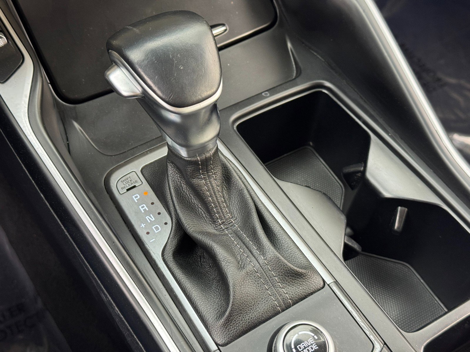 Used 2021 Kia Sorento EX image 28