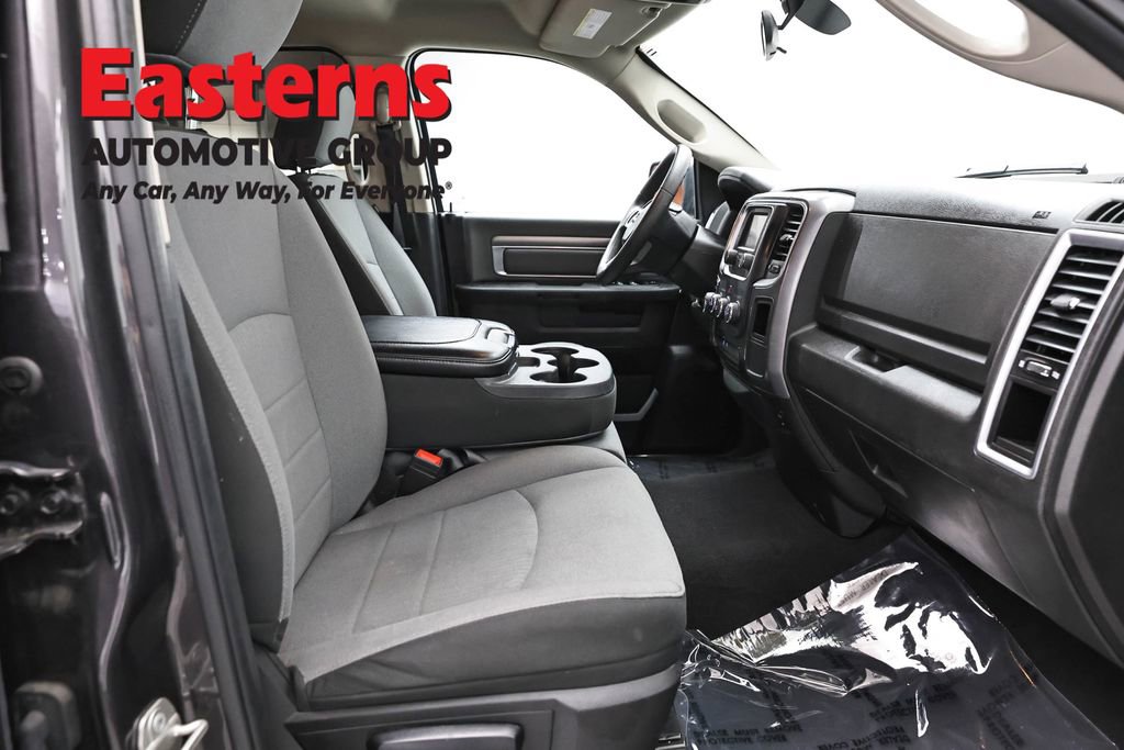 Used 2024 RAM 1500 Classic SLT AWD/4WD image 22