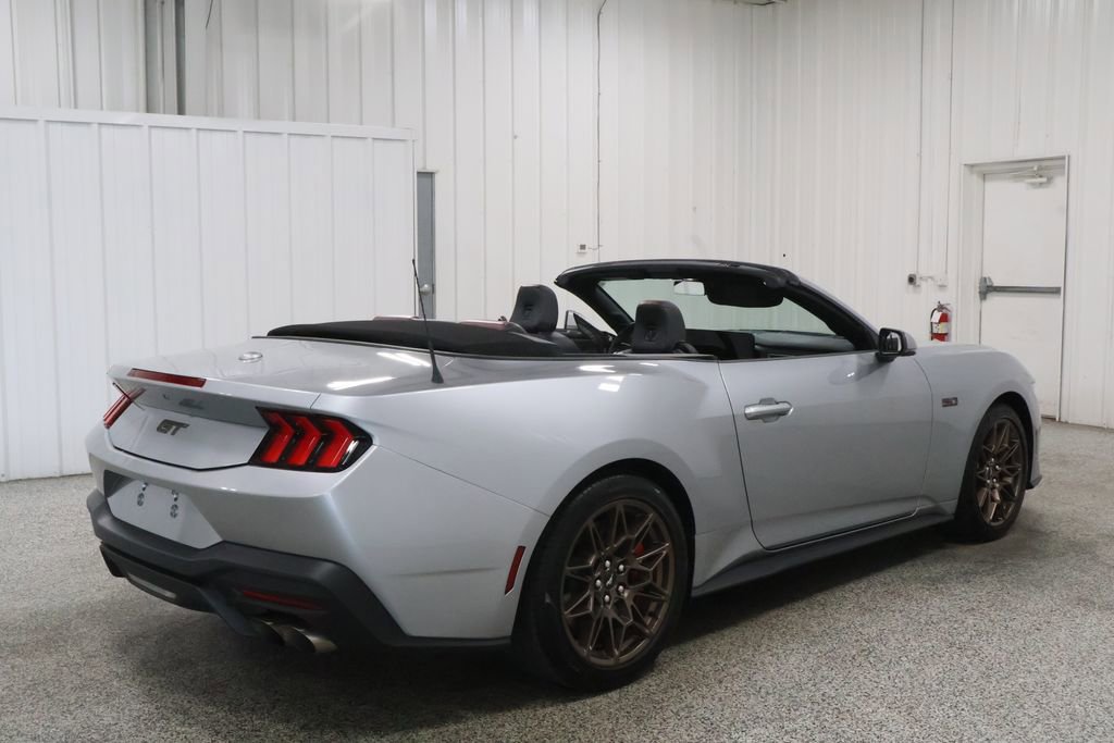 Used 2025 Ford Mustang GT Premium w/ GT Performance Package RWD image 35