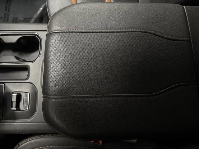 Used 2024 GMC Sierra 1500 AT4 w/ Technology Package image 21