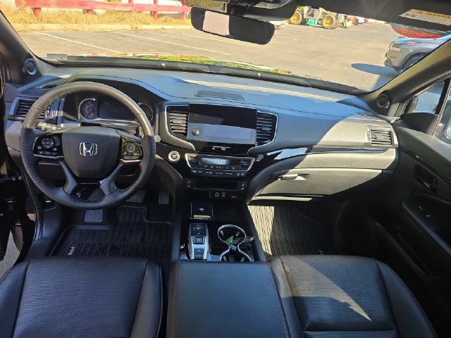 Used 2024 Honda Passport Black Edition image 13