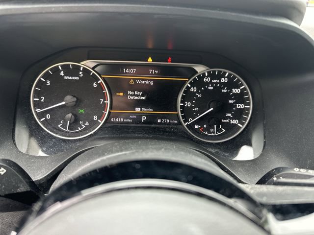 Used 2023 Nissan Rogue SV AWD/4WD image 12