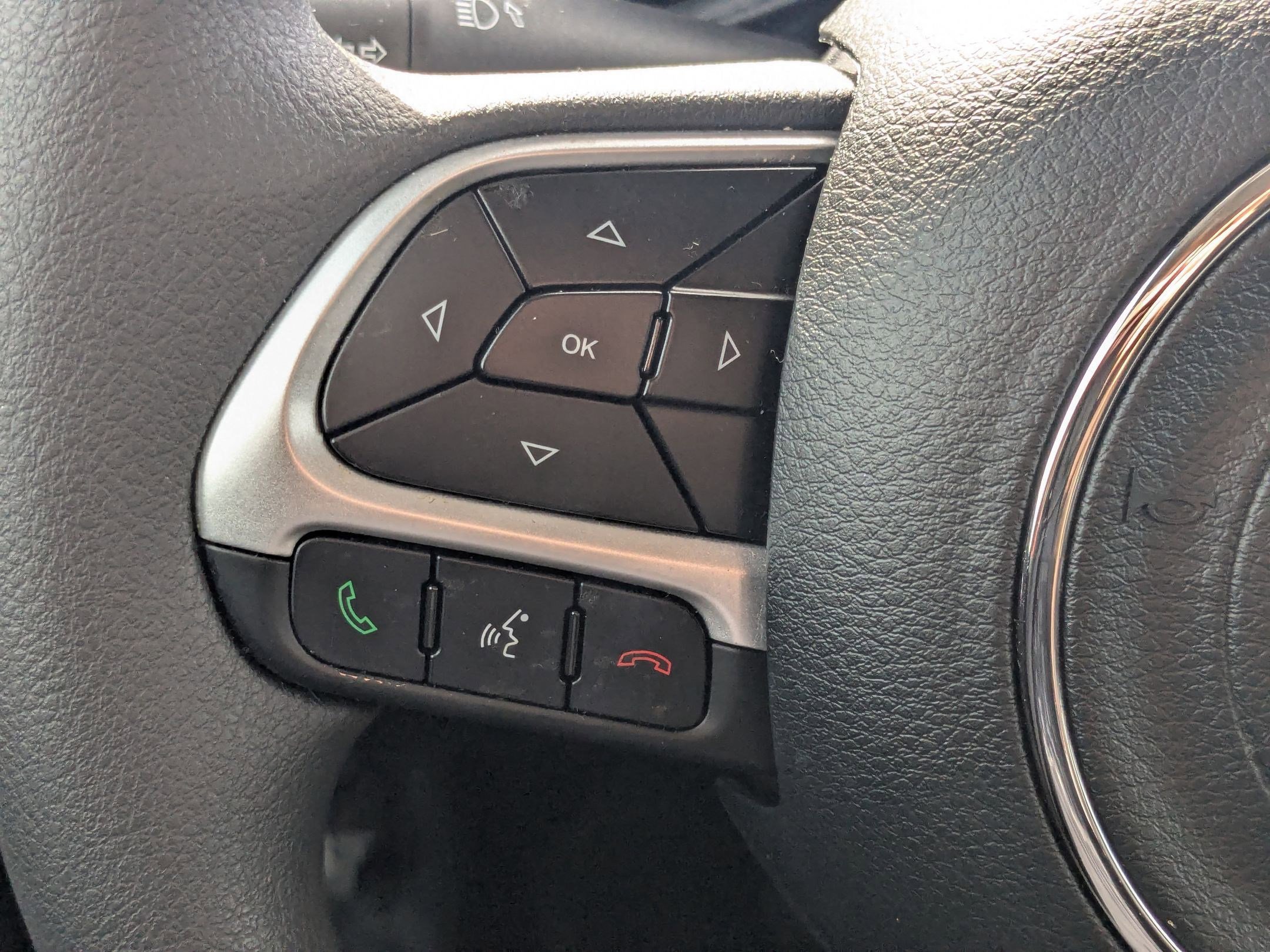 Used 2021 Jeep Renegade Sport image 19