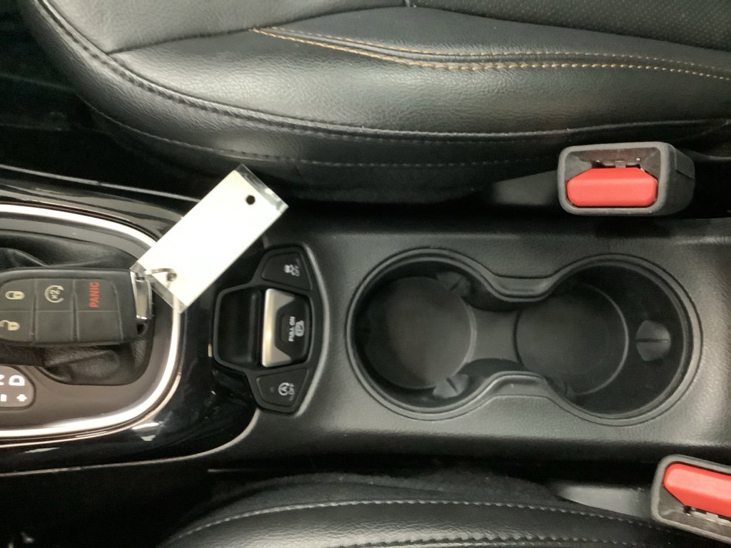 Used 2021 Jeep Compass Limited w/ Sun and Sound Group image 23