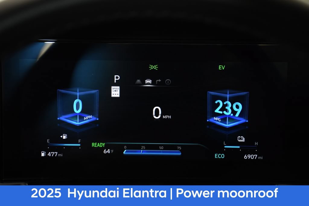 Used 2025 Hyundai Elantra Limited FWD image 14