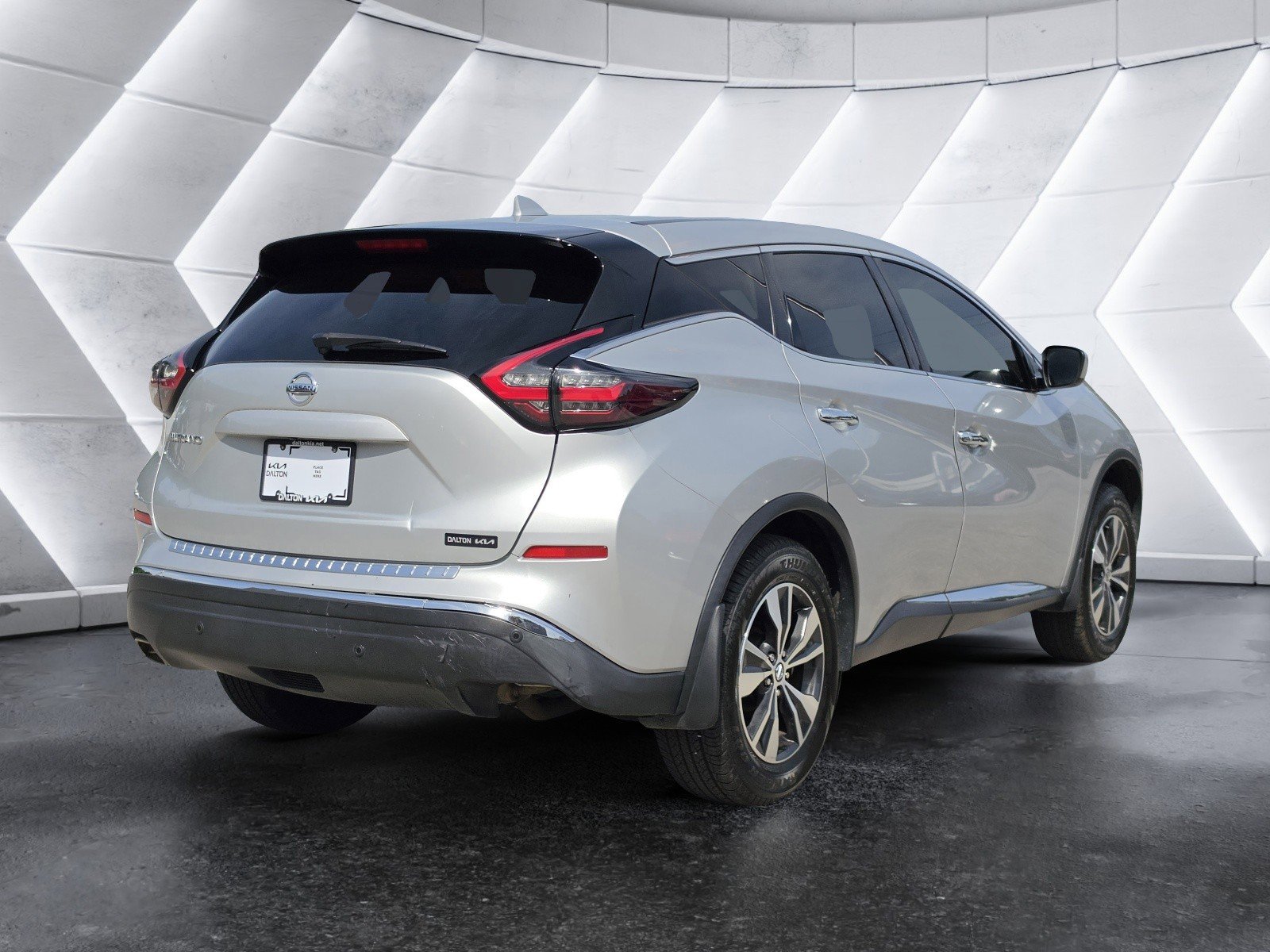 Used 2021 Nissan Murano S FWD image 3