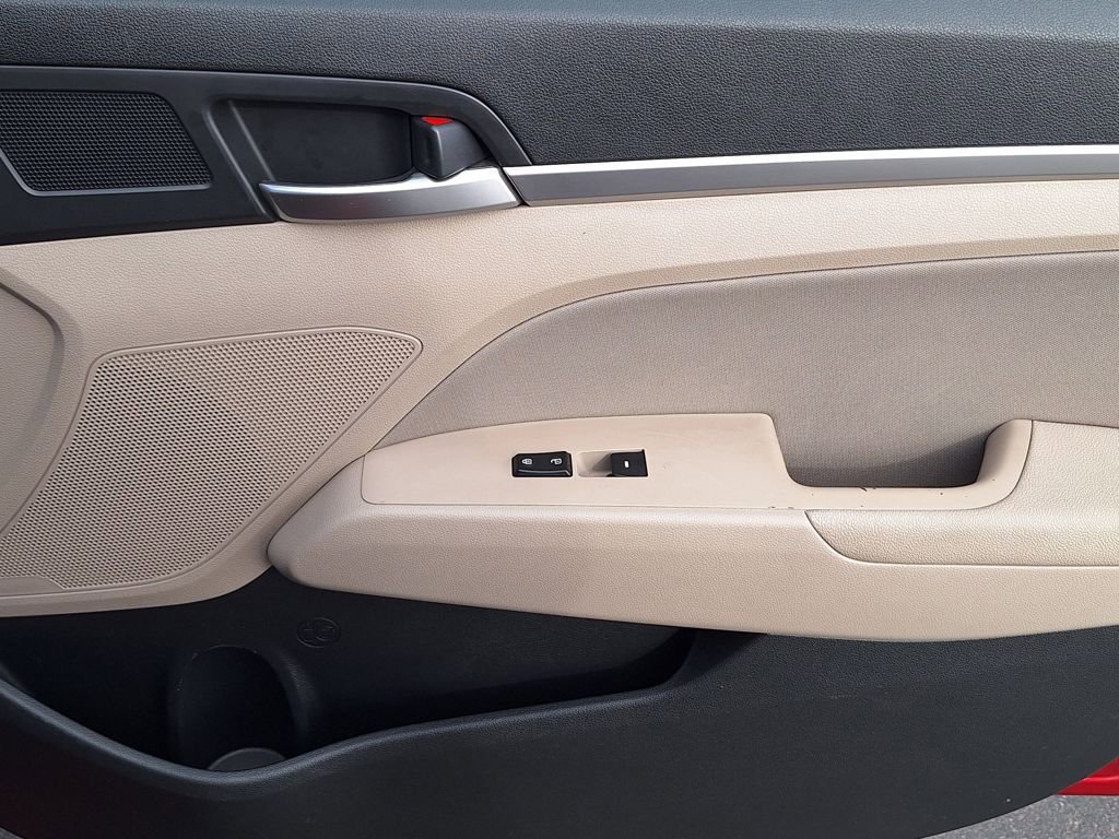 Used 2019 Hyundai Elantra Value Edition image 27