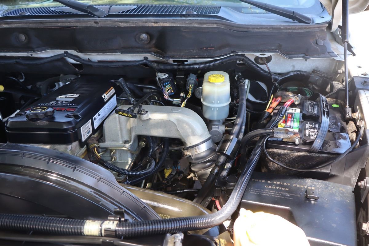 Used 2005 Dodge Ram 2500 Truck SLT AWD/4WD image 38