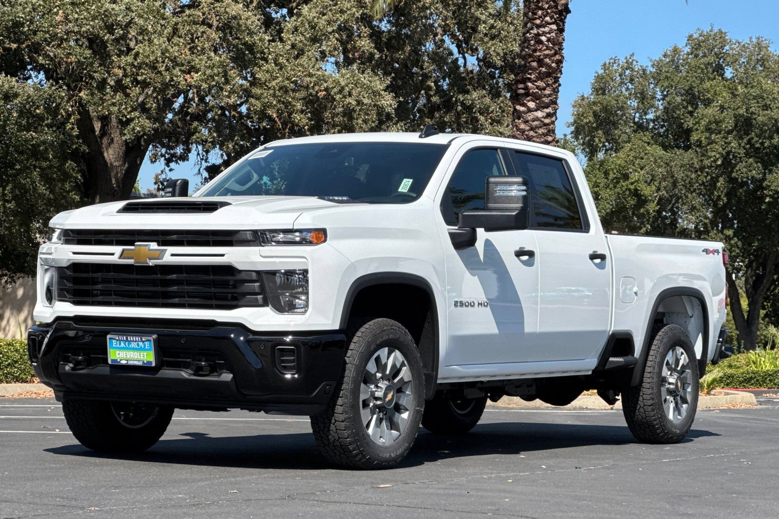 New 2026 Chevrolet Silverado 2500 Custom w/ Custom Value Package AWD/4WD image 7