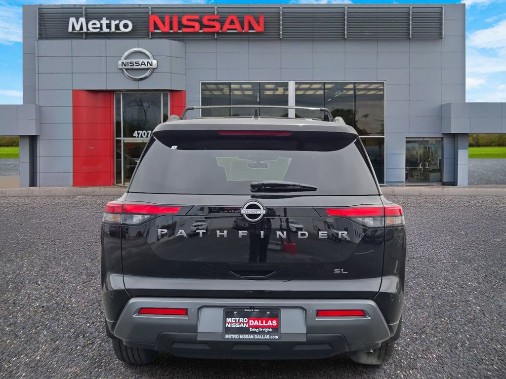 New 2026 Nissan Pathfinder SL image 5