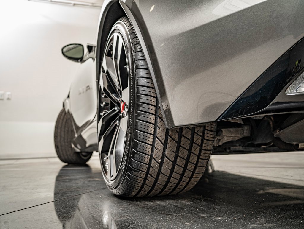 Used 2020 Jaguar F-TYPE Coupe image 44