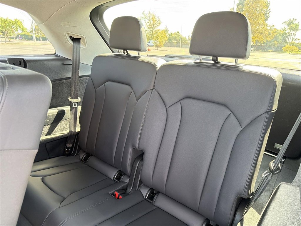 Used 2023 Audi Q7 3.0T Premium Plus image 27