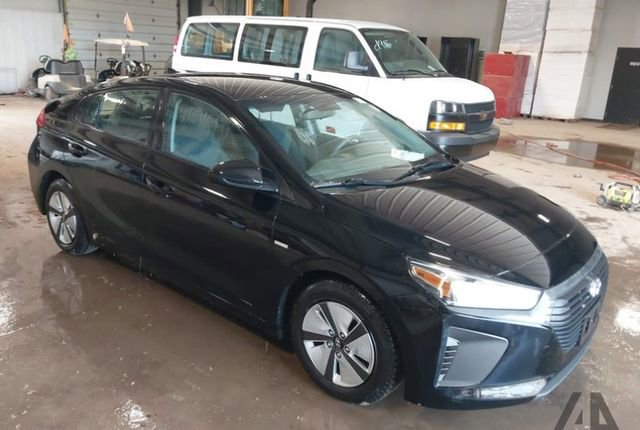 Used 2018 Hyundai Ioniq Blue FWD image 2