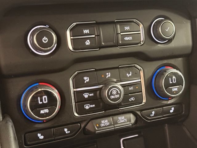 Used 2023 Chevrolet Suburban RST w/ Luxury Package AWD/4WD image 17