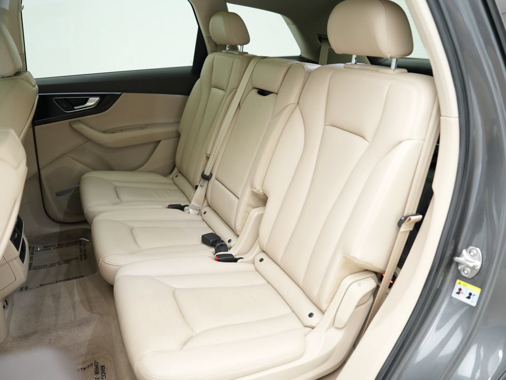 Used 2019 Audi Q7 3.0T Premium Plus w/ Premium Plus Package AWD/4WD image 23