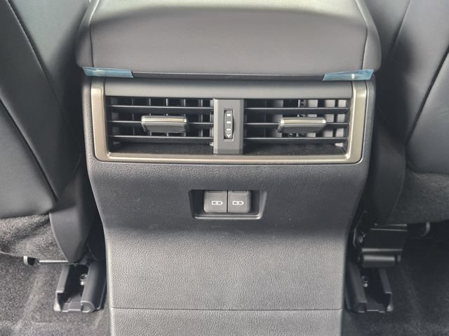 Used 2025 Lexus GX 550 AWD/4WD image 18