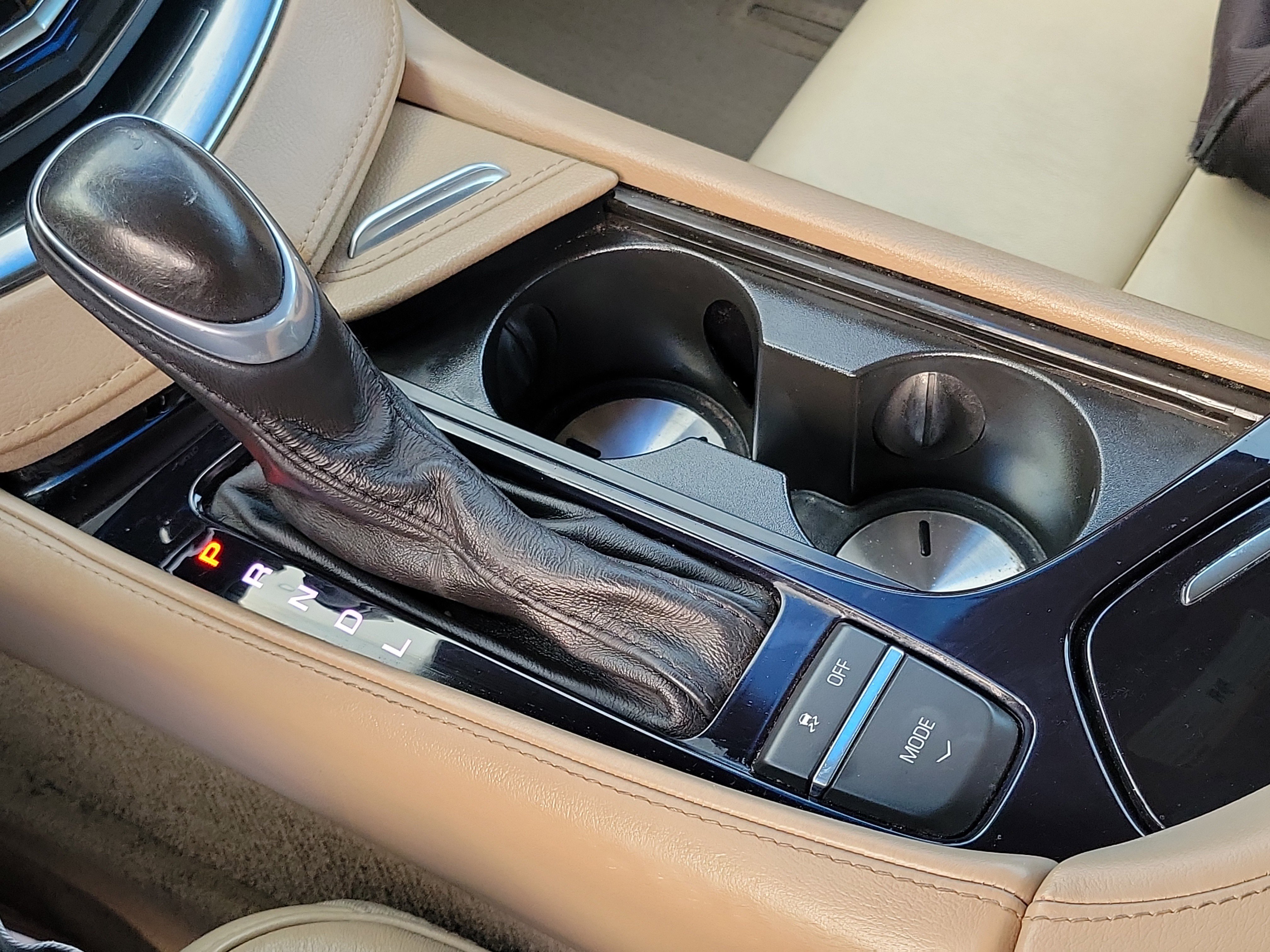 Used 2014 Cadillac ELR w/ Luxury Package image 14