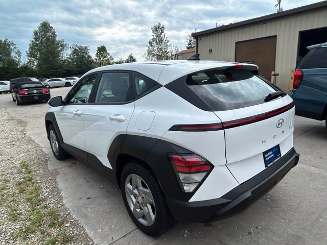 Certified 2026 Hyundai Kona SE FWD image 5