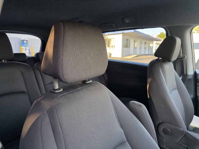 Used 2019 Honda Odyssey EX image 18