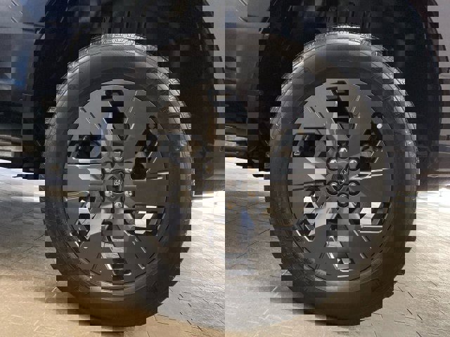 Used 2023 Ford F150 Lightning Lariat w/ Tow Technology Package image 30