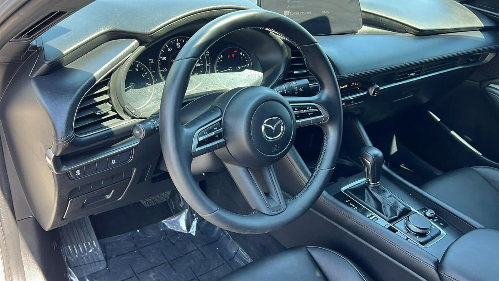 Used 2022 MAZDA MAZDA3 s FWD image 10