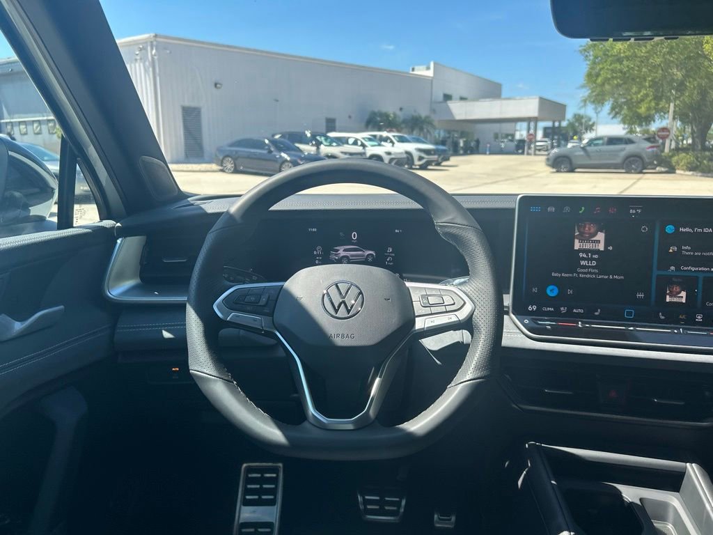 New 2026 Volkswagen Tiguan SE R-Line FWD image 54