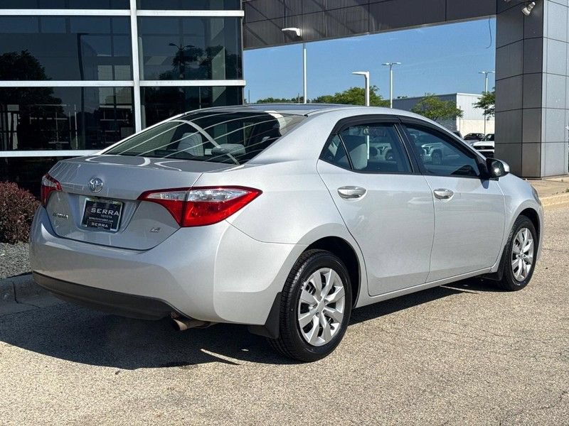 Used 2014 Toyota Corolla LE FWD image 2