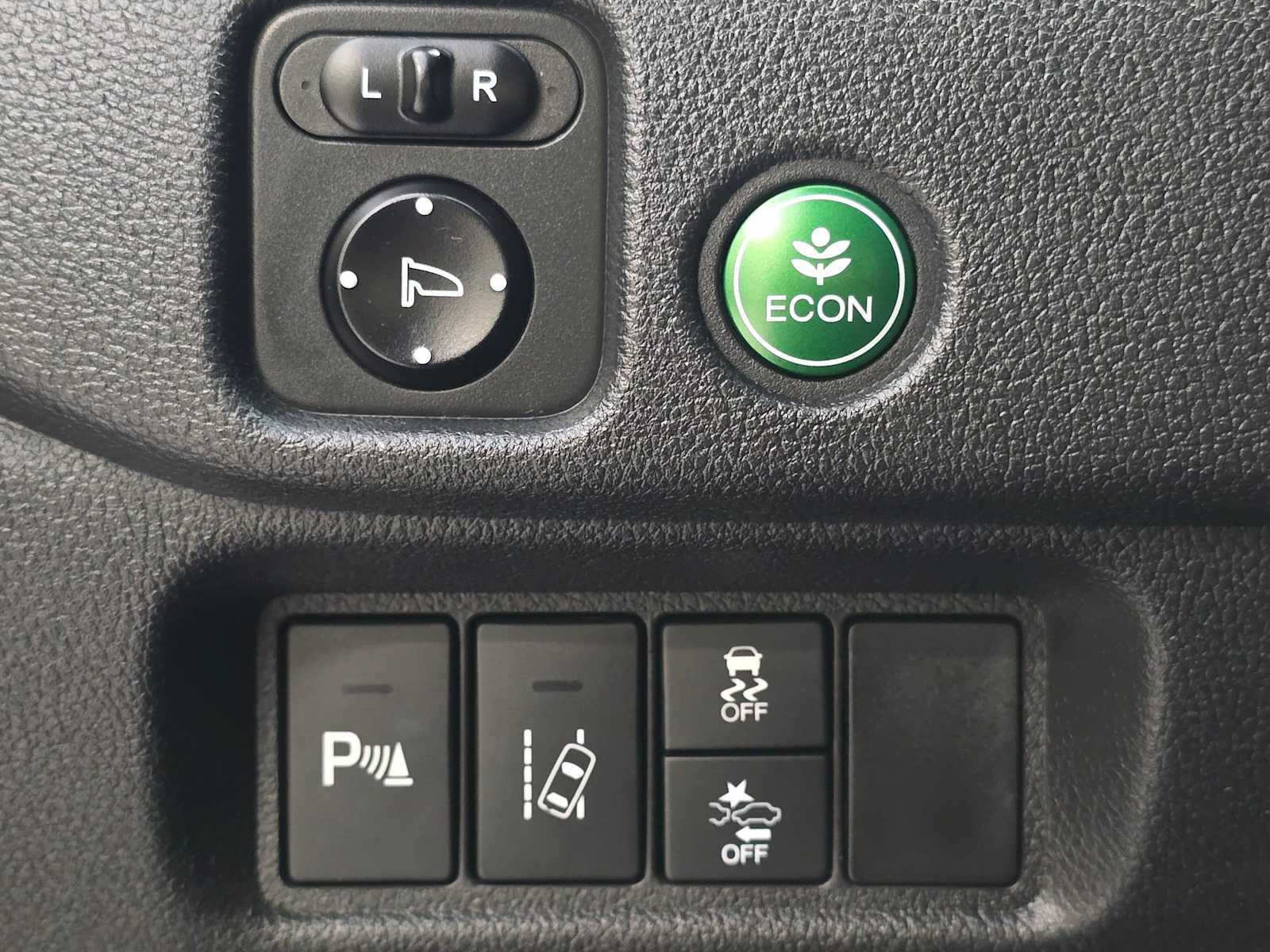 Used 2017 Honda Pilot Touring image 18