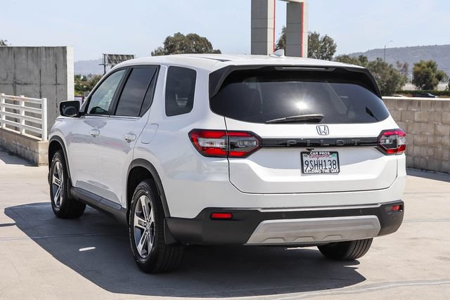 Used 2025 Honda Pilot EX-L image 13