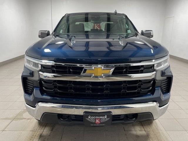 Used 2023 Chevrolet Silverado 1500 LT image 2