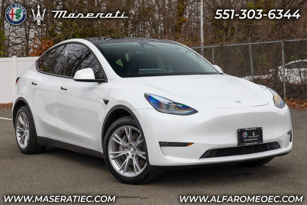 Used 2024 Tesla Model Y Long Range image 1