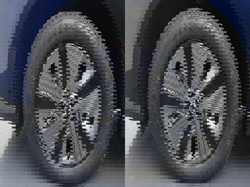 New 2025 Nissan Murano SL image 9