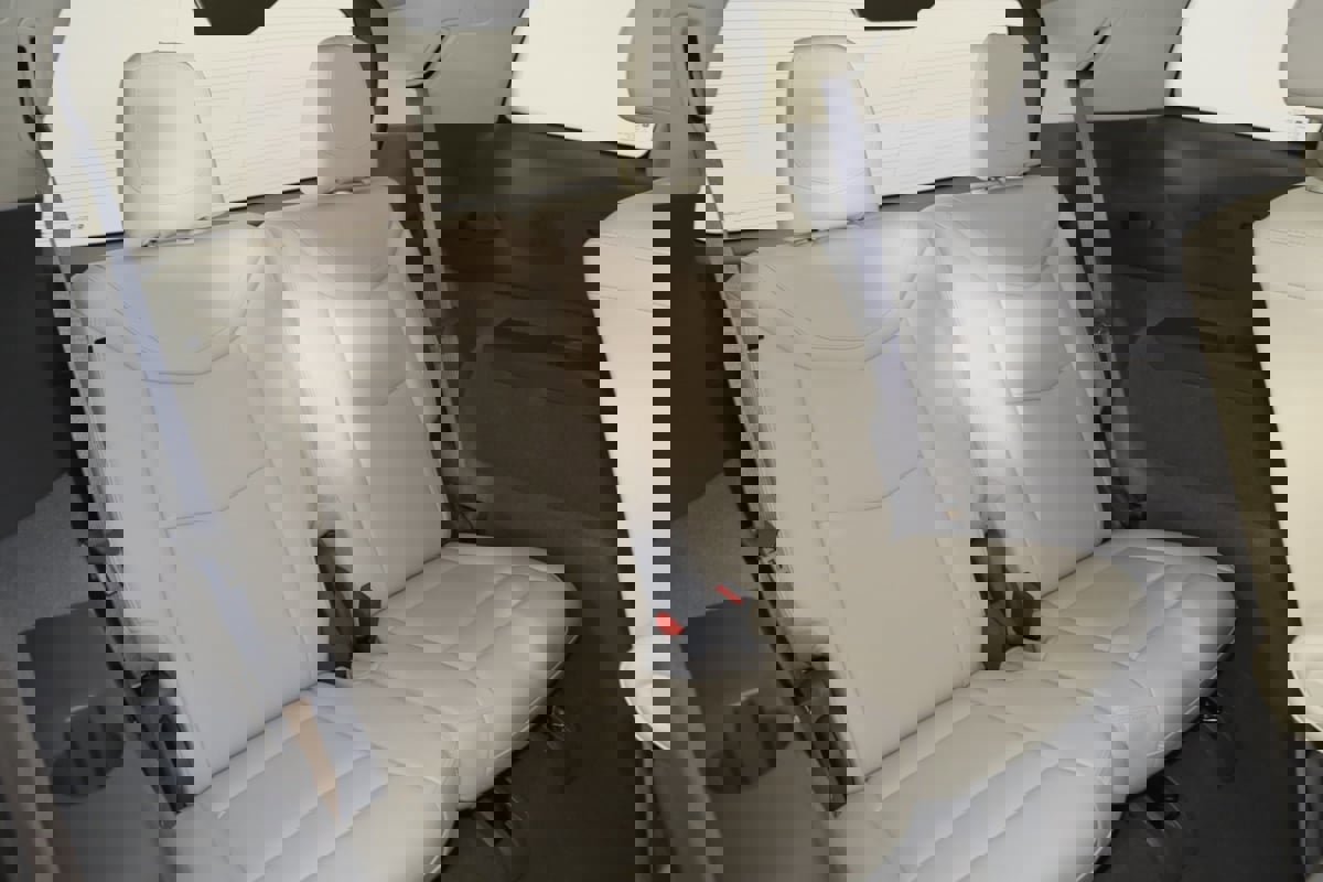 Used 2024 Cadillac XT6 Premium Luxury w/ Technology Package image 16