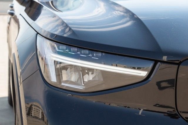 Used 2024 Volvo C40 P8 Recharge Plus w/ Climate Package image 4