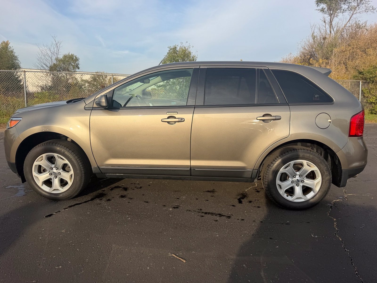 Used 2014 Ford Edge SEL FWD image 10