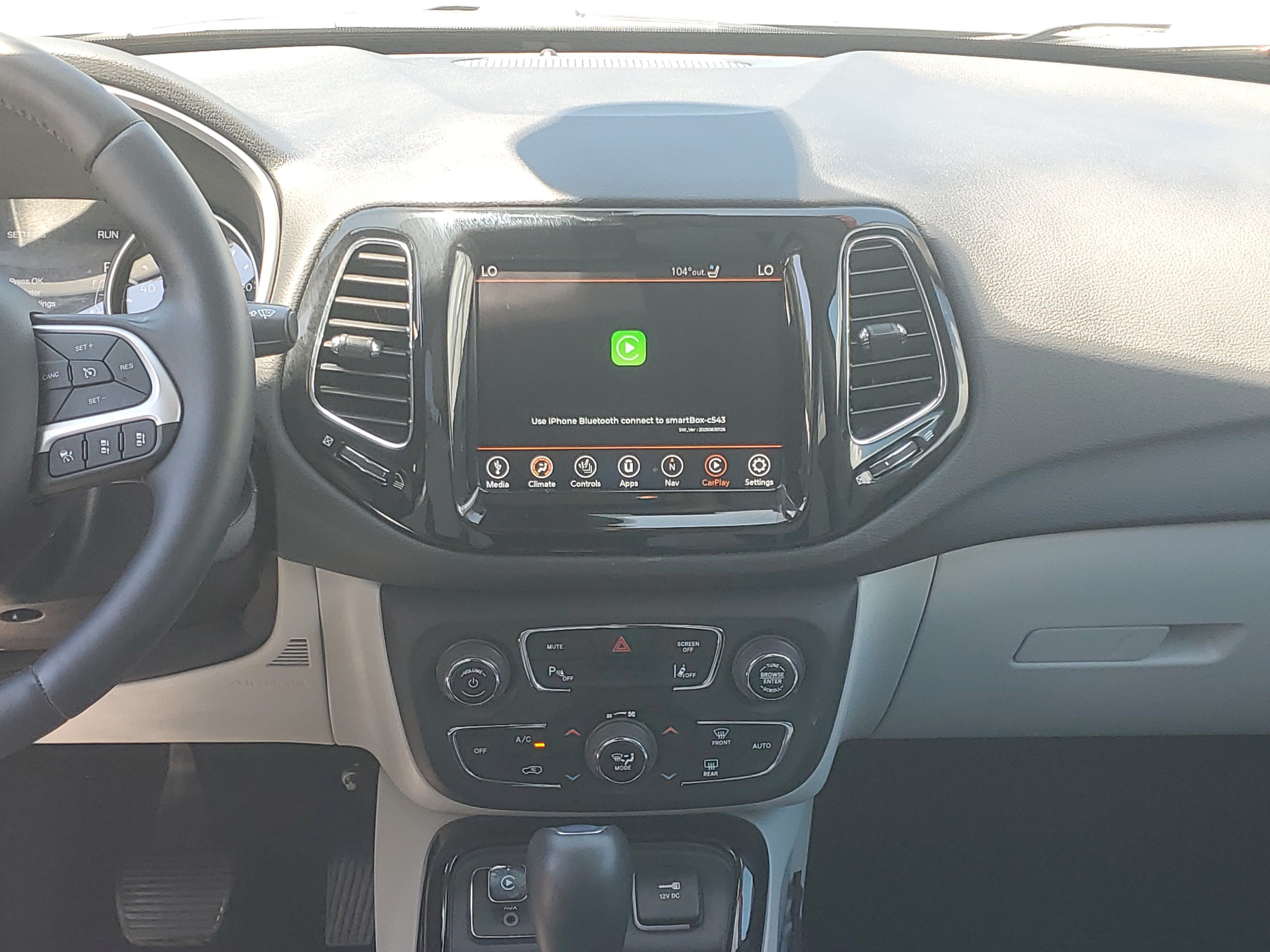 Used 2021 Jeep Compass Limited w/ Elite Interior Group FWD image 18