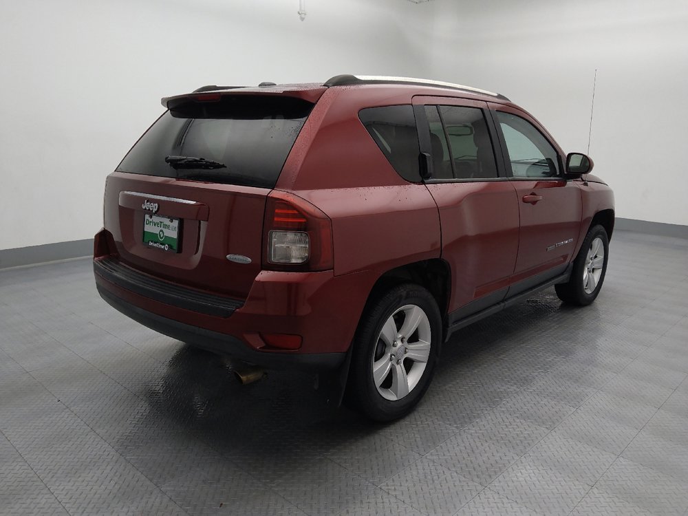 Used 2014 Jeep Compass Latitude FWD image 10